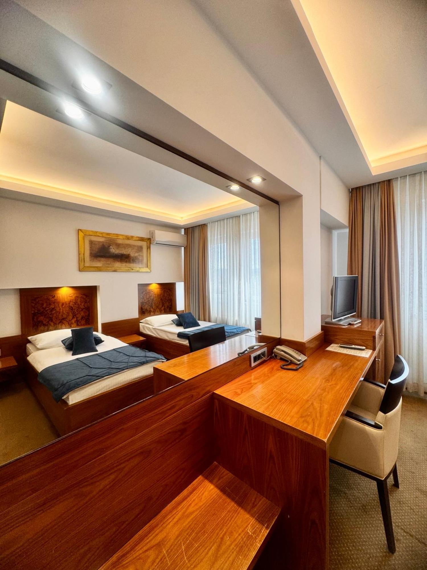 Hotel Exclusive Sarajevo Exterior photo