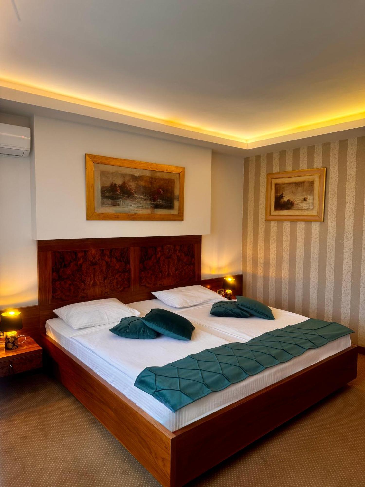 Hotel Exclusive Sarajevo Exterior photo