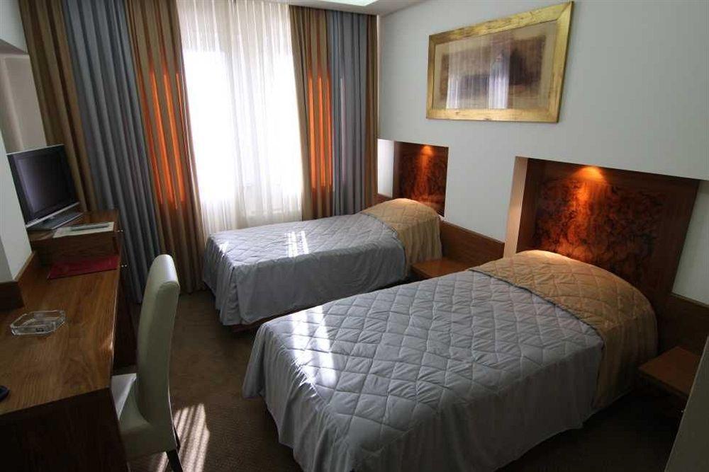 Hotel Exclusive Sarajevo Exterior photo